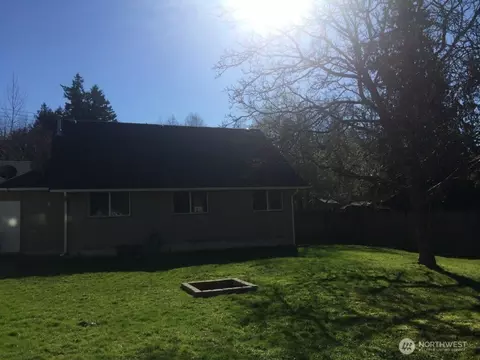 3301 E Section St, Mount Vernon, WA 98274