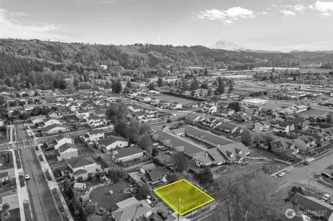 5703 Parker Rd E #1, Sumner, WA 98390 photo 10