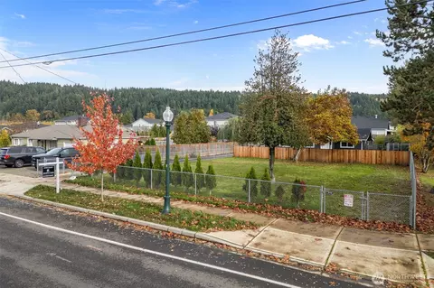 5703 Parker Rd E #1, Sumner, WA 98390 photo 2