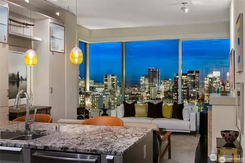737 Olive Way #3606, Seattle, WA 98101