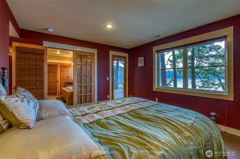 Bedroom - 599 Shore Dr, Eastsound, WA 98245 photo 1 of 3