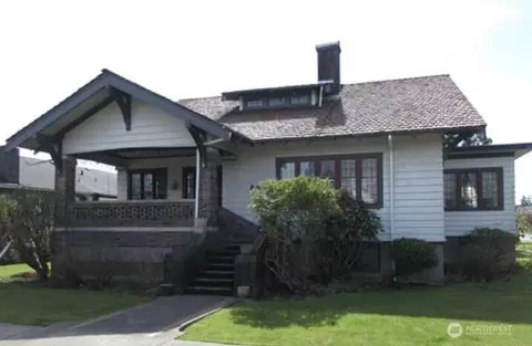 204 K St, Hoquiam, WA 98550
