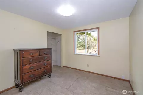 Bedroom - 62 Hogback Rd, Sequim, WA 98382 photo 1 of 5