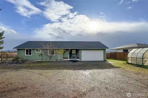 62 Hogback Rd, Sequim, WA 98382