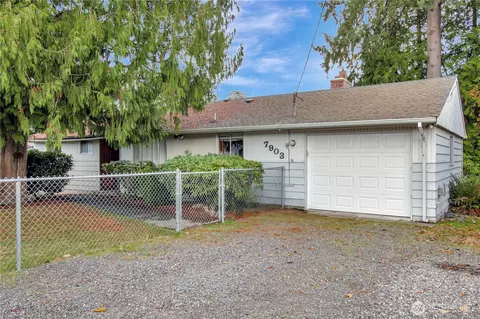 7903 Grant Dr, Everett, WA 98203