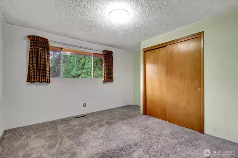 Bedroom - 7903 Grant Dr, Everett, WA 98203 photo 1 of 6