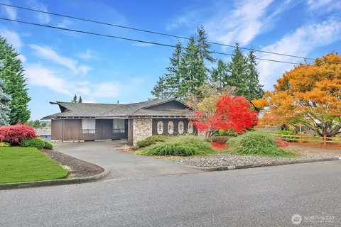 1808 Lenore Dr, Tacoma, WA 98406