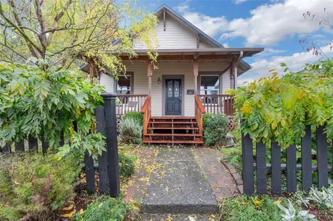 423 Jefferson St, Centralia, WA 98531