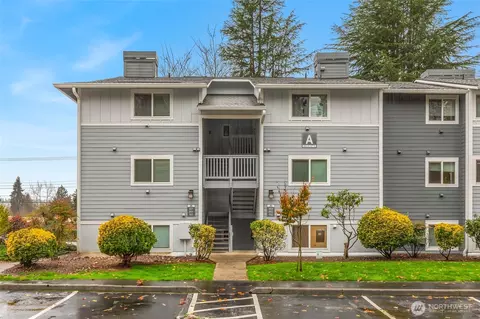 14002 NE 181st Pl #A102, Woodinville, WA 98072