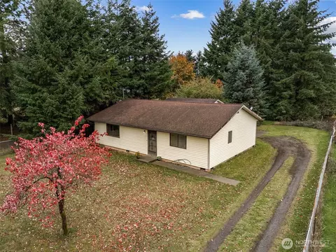 954 S Military Rd, Winlock, WA 98596