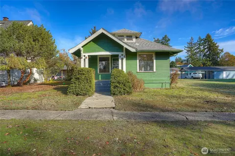 205 Brandywine Ave, Dupont, WA 98327