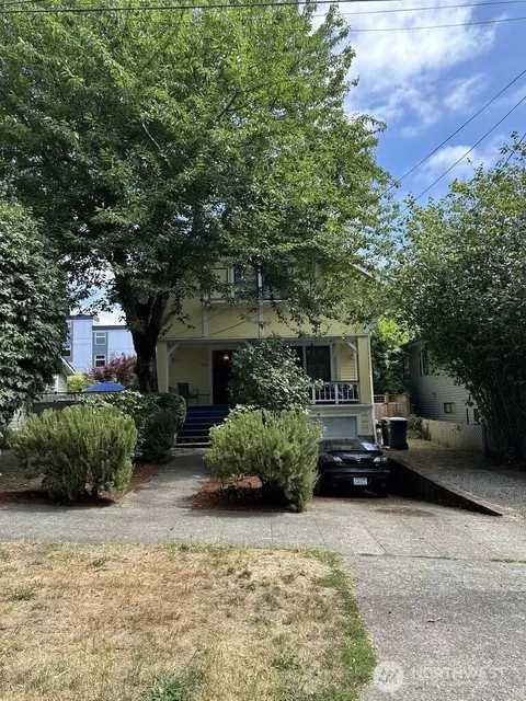 3636 Greenwood Ave N, Seattle, WA 98103