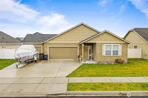 1354 Burr Ave, Moses Lake, WA 98837