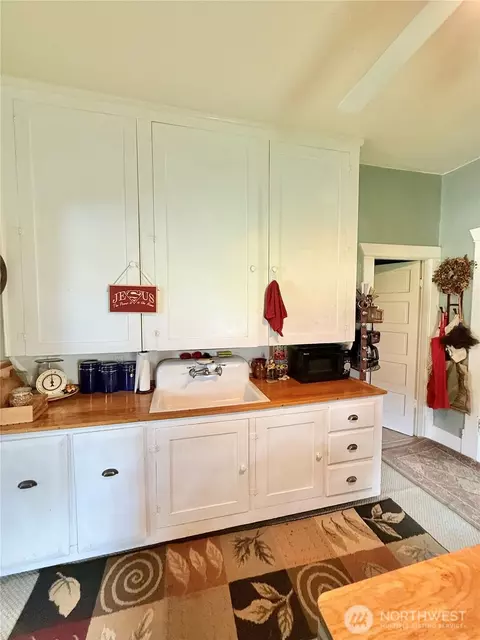 Kitchen - 119 N Main St, Conconully, WA 98819 photo 4 of 5