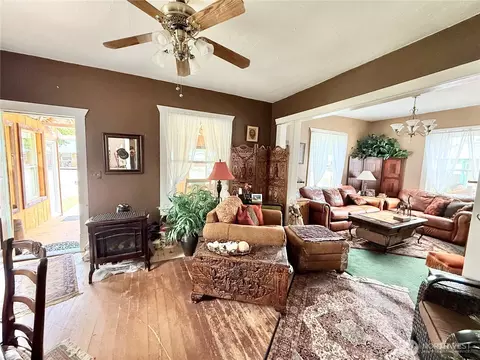 Living - 119 N Main St, Conconully, WA 98819 photo 2 of 4