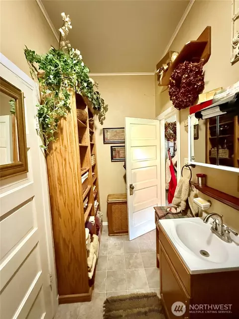 Bath - 119 N Main St, Conconully, WA 98819 photo 2 of 2