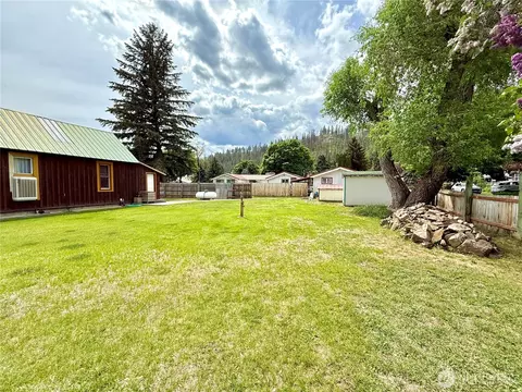 Exterior - 119 N Main St, Conconully, WA 98819 photo 5 of 7