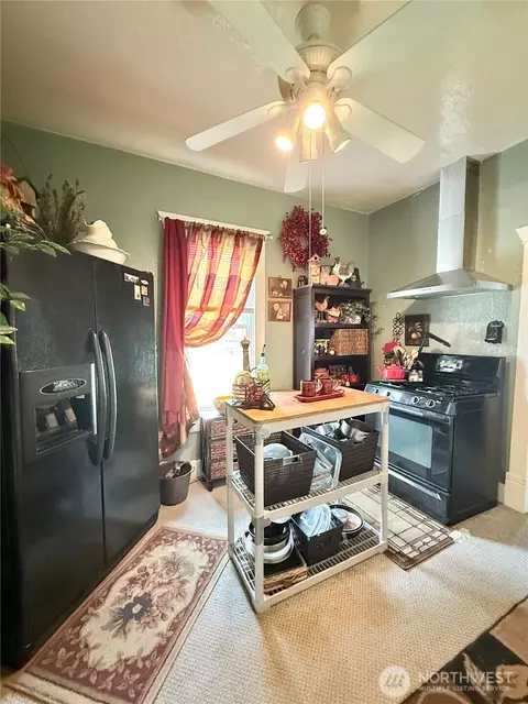 Kitchen - 119 N Main St, Conconully, WA 98819 photo 2 of 5