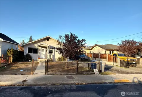 812 Ferry St, Wenatchee, WA 98801