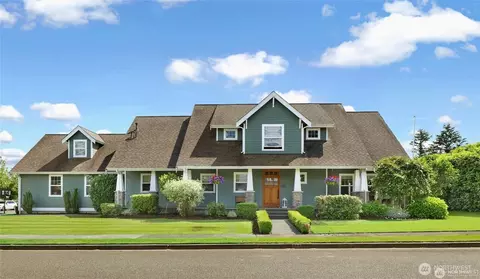 885 Sunrise Dr, Lynden, WA 98264