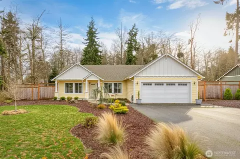 174 E Island View Ave, Port Townsend, WA 98368