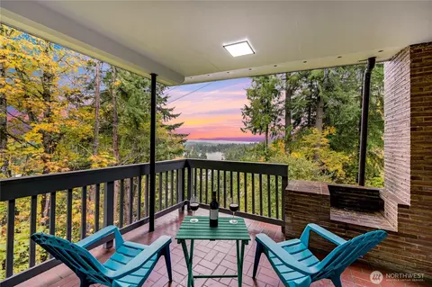 347 Dora Ave, Bremerton, WA 98312