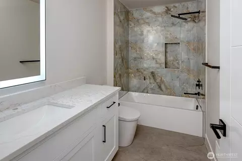 Bath - 1515 243rd Pl SW #A, Bothell, WA 98021 photo 8 of 9