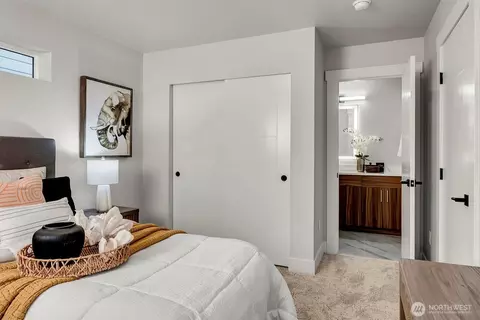 1524 243rd Pl SW #B, Bothell, WA 98021 photo 6