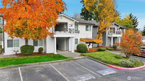 15415 35th Ave W #I103, Lynnwood, WA 98087