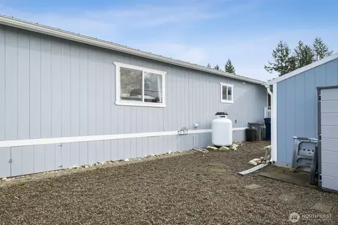 915 Mt Villa Loop, Enumclaw, WA 98022 photo 14