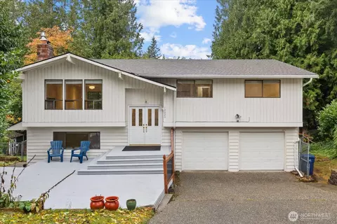 12020 NE 66th St, Kirkland, WA 98033