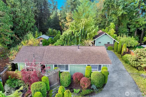 22406 53rd Ave W, Mountlake Terrace, WA 98043