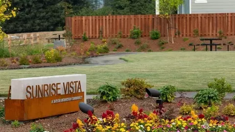 View/Area - 769 Weaver Dr E, Enumclaw, WA 98022 photo 2 of 2