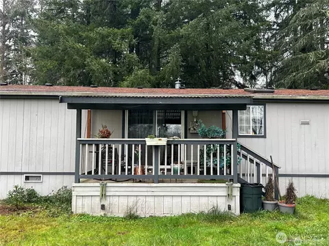 15043 Country Ln SE, Yelm, WA 98597