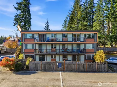 7503 212th St SW # B302, Edmonds, WA 98026