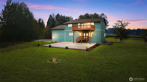 Exterior - 907 Orting Kapowsin Hwy E, Orting, WA 98360 photo 7 of 10