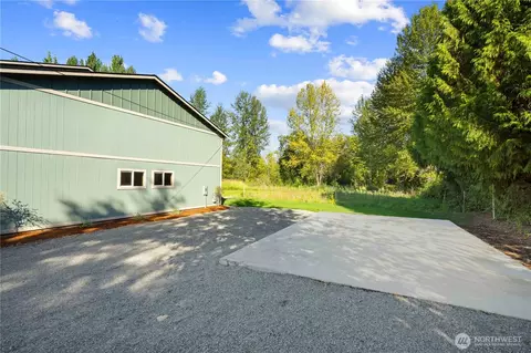Exterior - 907 Orting Kapowsin Hwy E, Orting, WA 98360 photo 6 of 10