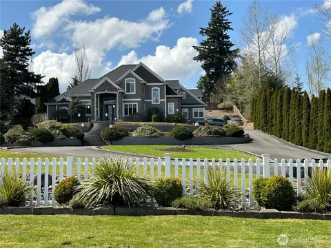 8614 72nd Ave E, Puyallup, WA 98371