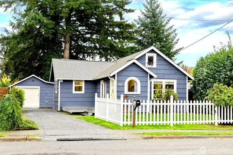 1134 N Callow Ave, Bremerton, WA 98312