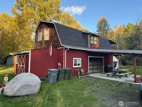 Exterior - 8402 209th St E, Spanaway, WA 98387 photo 9 of 10
