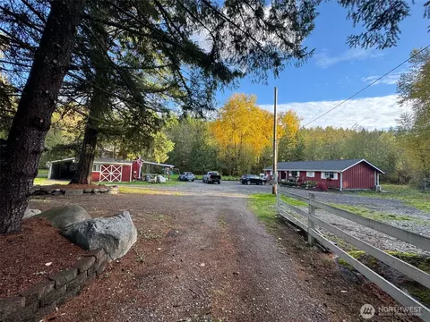 8402 209th St E, Spanaway, WA 98387