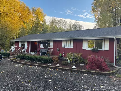 Exterior - 8402 209th St E, Spanaway, WA 98387 photo 3 of 10