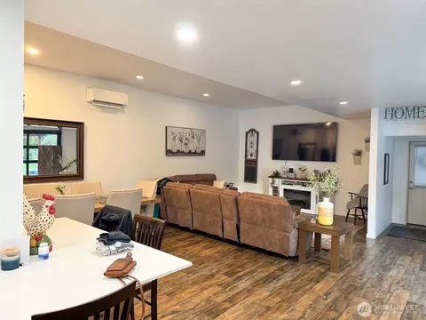 Living - 8402 209th St E, Spanaway, WA 98387 photo 3 of 3