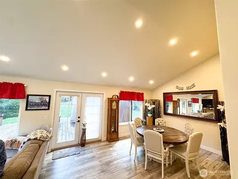 Dining - 8402 209th St E, Spanaway, WA 98387 photo 1 of 2