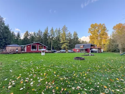 Exterior - 8402 209th St E, Spanaway, WA 98387 photo 6 of 10