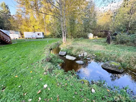 Exterior - 8402 209th St E, Spanaway, WA 98387 photo 5 of 10
