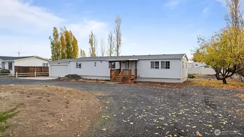 4397 Jackie Dr NE, Moses Lake, WA 98837
