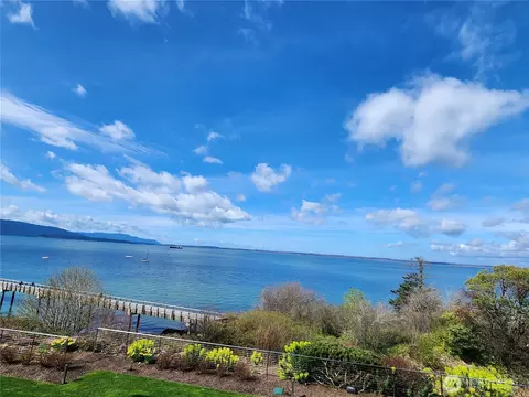 600 S State #208, Bellingham, WA 98225