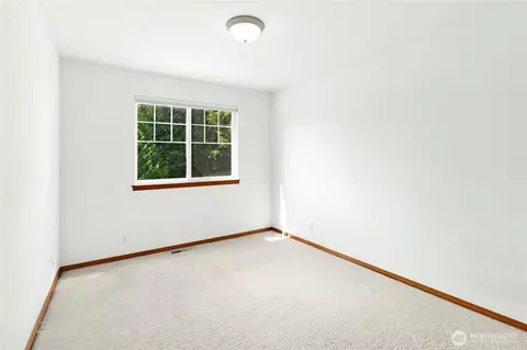 Bedroom - 9 166th Pl SE, Bothell, WA 98012 photo 3 of 4