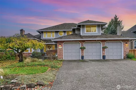 15823 SE 182nd Pl, Renton, WA 98058